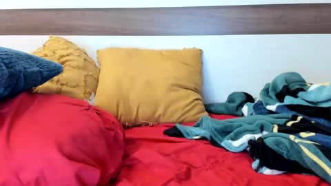00ingrid00 online show from December 2, 6:10 pm
