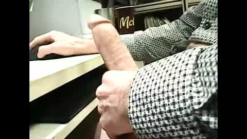 01quebecboy69 online show from March 19, 7:29 pm