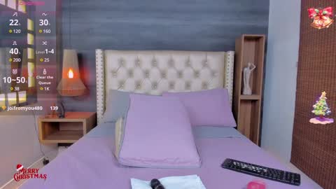 01victoria online show from December 15, 4:04 pm