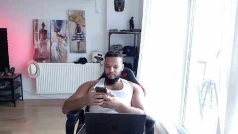Kingsley online show from April 27, 5:00 pm