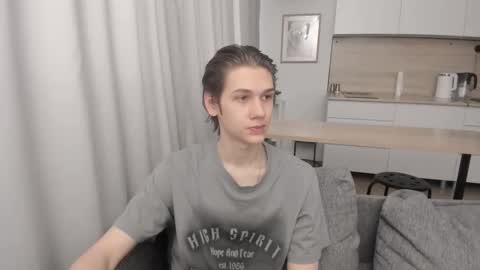 Snapshot of 0verlandd chatting on September 24, 10:40 am Adam online show from September 24, 10:40 am