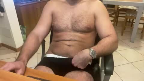 Snapshot of 100piedi1 chatting on November 9, 5:33 pm 100piedi1 online show from November 9, 5:33 pm