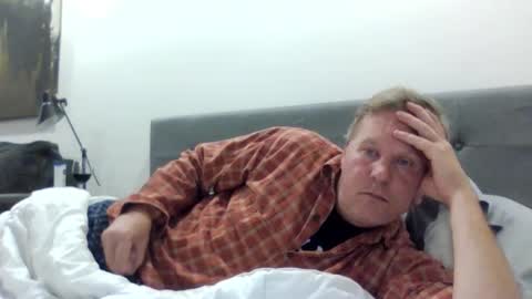 Snapshot of 1029mn chatting on October 12, 4:11 am Takin Profits online show from October 12, 4:11 am