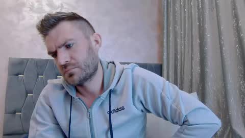 10in_deluxe online show from March 17, 9:34 am