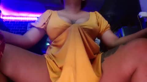 Snapshot of 11inchmonstercock4u chatting on October 18, 6:16 am i am trixie im Your Selfsucking Mistress online show from October 18, 6:16 am
