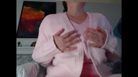 Aurora Willows online show from February 4, 11:09 pm