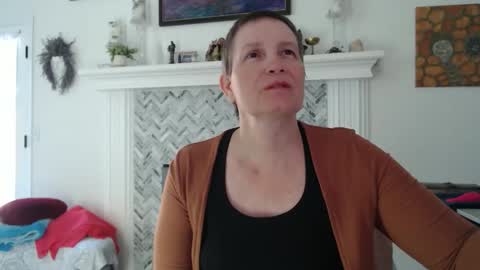Snapshot of 11willowandjohn11 chatting on April 18, 6:23 pm Aurora Willows online show from April 18, 6:23 pm