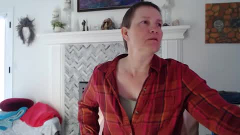 Snapshot of 11willowandjohn11 chatting on April 25, 2:47 pm Aurora Willows online show from April 25, 2:47 pm