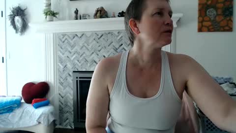 Snapshot of 11willowandjohn11 chatting on May 31, 1:07 pm Aurora Willows online show from May 31, 1:07 pm