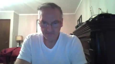 Snapshot of 123456ant chatting on March 26, 10:21 am 123456ant online show from March 26, 10:21 am