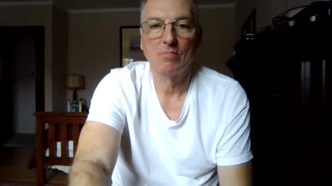 Snapshot of 123456ant chatting on April 15, 6:59 pm 123456ant online show from April 15, 6:59 pm