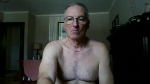 Snapshot of 123456ant chatting on June 8, 7:03 pm 123456ant online show from June 8, 7:03 pm