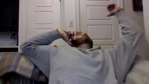 Snapshot of 123holt123 chatting on November 12, 8:19 pm 123holt123 online show from November 12, 8:19 pm