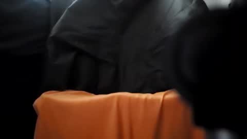 Snapshot of 12captnhook18 chatting on October 29, 1:30 am 12captnhook18 online show from October 29, 1:30 am