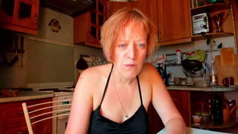 12ennie online show from July 3, 6:42 am