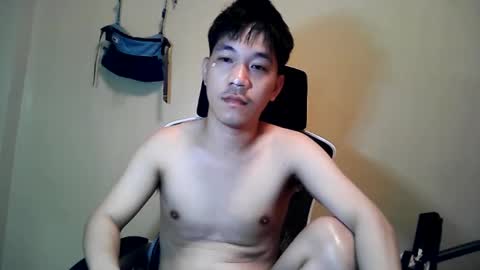 12hotcock online show from March 28, 1:05 am