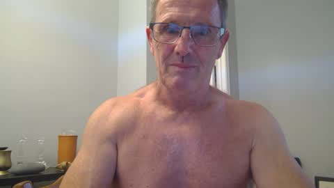 13glanmorfa online show from July 8, 10:58 pm