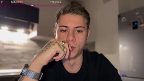 Snapshot of 168gio chatting on October 21, 5:13 pm Lance online show from October 21, 5:13 pm