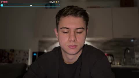 Snapshot of 168gio chatting on November 30, 4:33 pm Lance online show from November 30, 4:33 pm