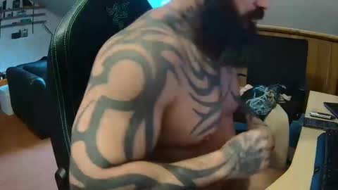 Snapshot of 19andre90 chatting on February 4, 11:38 am 19andre90 online show from February 4, 11:38 am