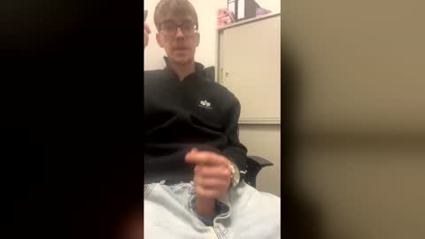 Snapshot of 19yosex chatting on March 8, 8:12 pm First Time 19yo here online show from March 8, 8:12 pm