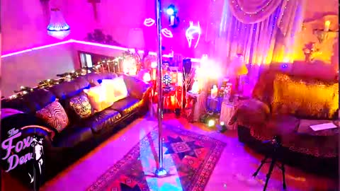 Snapshot of 1_hot_ts chatting on January 7, 8:52 pm Tawni Vixen online show from January 7, 8:52 pm