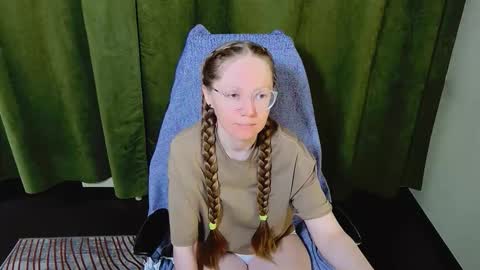    online show from March 14, 5:40 pm