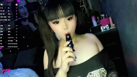 Gabby online show from May 5, 1:02 am