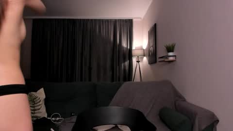 Lily 3 online show from February 8, 6:55 pm