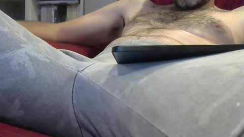 Snapshot of 1italianpassionate chatting on November 10, 9:36 pm 1italianpassionate online show from November 10, 9:36 pm