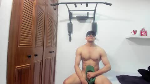 Logan online show from December 4, 9:13 pm