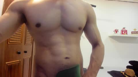 Logan online show from December 5, 8:11 pm