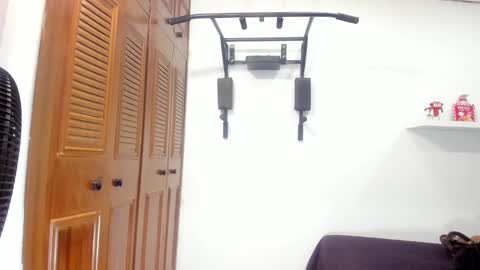 Logan online show from December 10, 8:38 pm