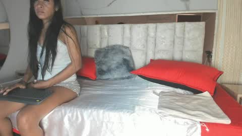 Luisa online show from April 13, 12:10 pm