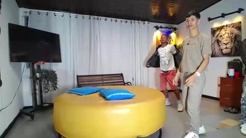 pushman online show from February 21, 12:39 pm