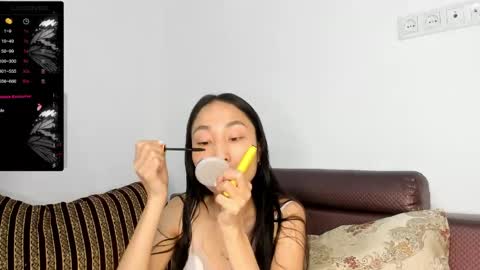 Rei online show from May 21, 3:08 pm