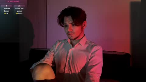 1roberttt online show from May 23, 9:41 pm