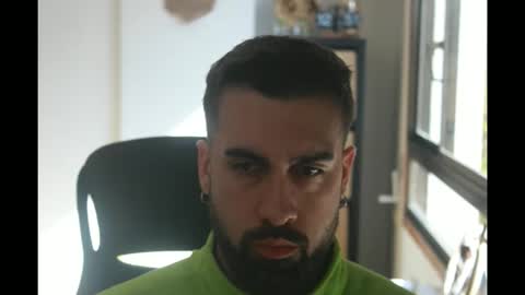 Snapshot of 1uno66 chatting on February 24, 11:52 am 1uno66 online show from February 24, 11:52 am