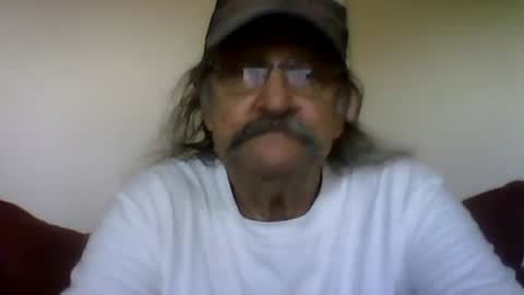 1valentine online show from September 16, 7:15 pm