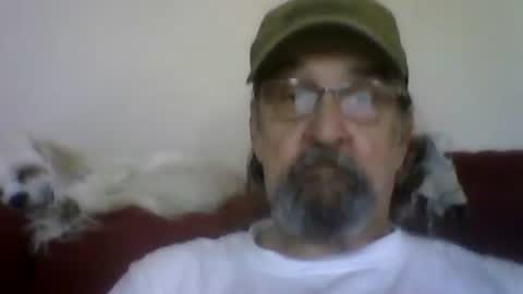 Snapshot of 1valentine chatting on May 21, 2:57 pm 1valentine online show from May 21, 2:57 pm
