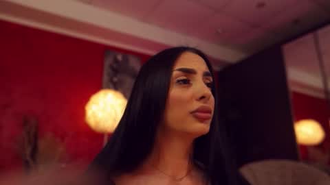 Snapshot of 1vyanne chatting on March 18, 8:50 am 1vyanne online show from March 18, 8:50 am