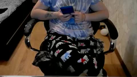 1your_hot_girls online show from February 4, 8:25 pm