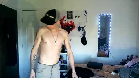 Snapshot of 21yearsy0ung9icheshung chatting on December 6, 6:06 pm AlecurClit online show from December 6, 6:06 pm