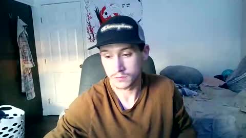 Snapshot of 21yearsy0ung9icheshung chatting on January 12, 10:33 pm AlecurClit online show from January 12, 10:33 pm