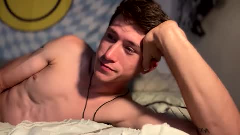 Snapshot of 21yearsy0ung9icheshung chatting on November 29, 4:54 pm AlecurClit online show from November 29, 4:54 pm