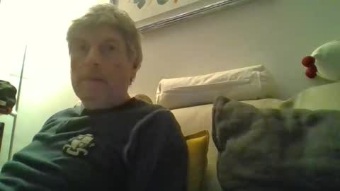 22esserre online show from March 7, 9:56 pm