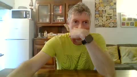 Snapshot of 22esserre chatting on June 19, 12:09 pm 22esserre online show from June 19, 12:09 pm