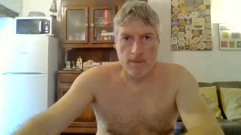 Snapshot of 22esserre chatting on June 29, 11:54 am 22esserre online show from June 29, 11:54 am