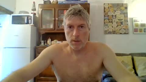 Snapshot of 22esserre chatting on June 30, 11:44 am 22esserre online show from June 30, 11:44 am