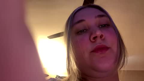 Snapshot of 22thickfatpussy chatting on February 23, 3:53 pm 22thickfatpussy online show from February 23, 3:53 pm